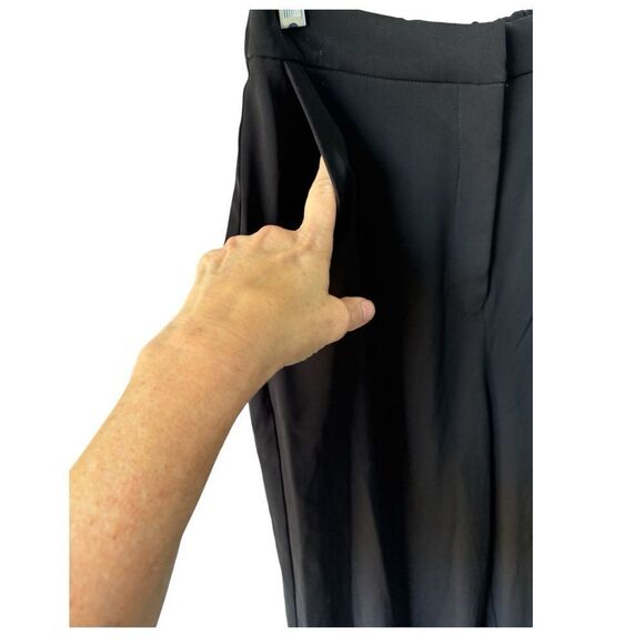 WAY Feather Detail Pants Size Medium NWT - Picture 5 of 9